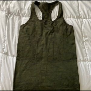 Lululemon Runner’s Tank